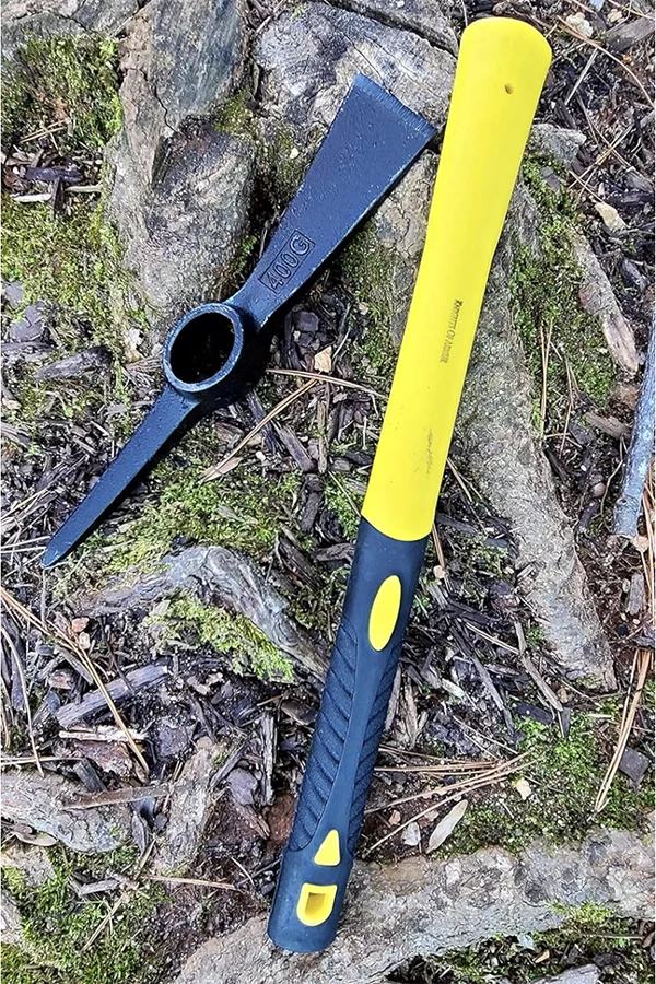 A mattock in two pieces