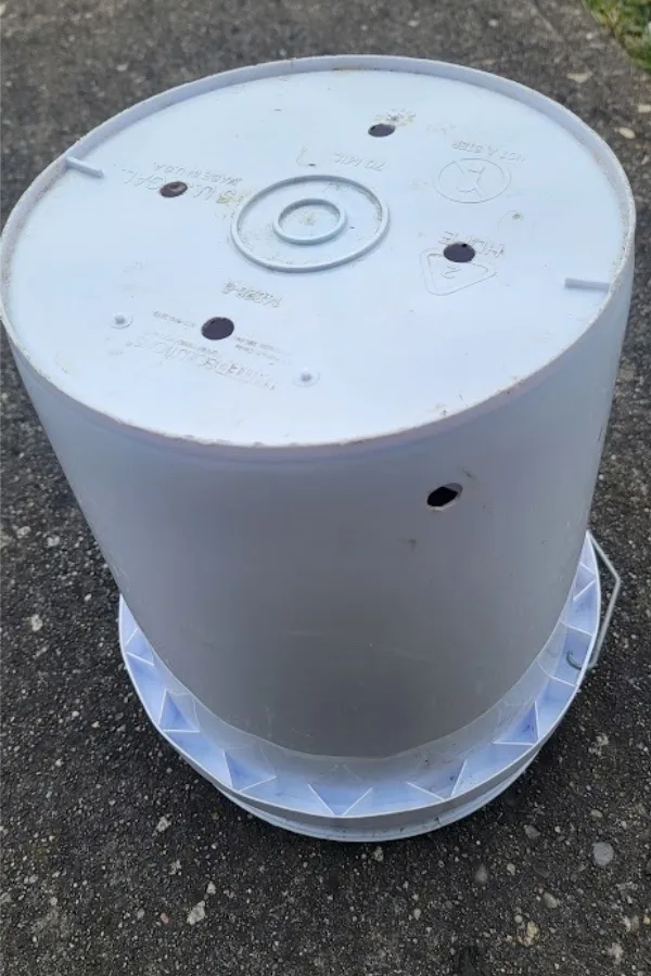 holes in 5 gallon buckets